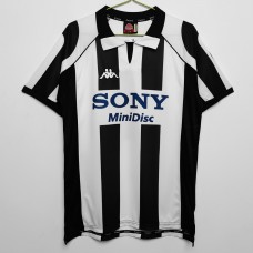 Juventus 1997-1998 Home Retro Jersey